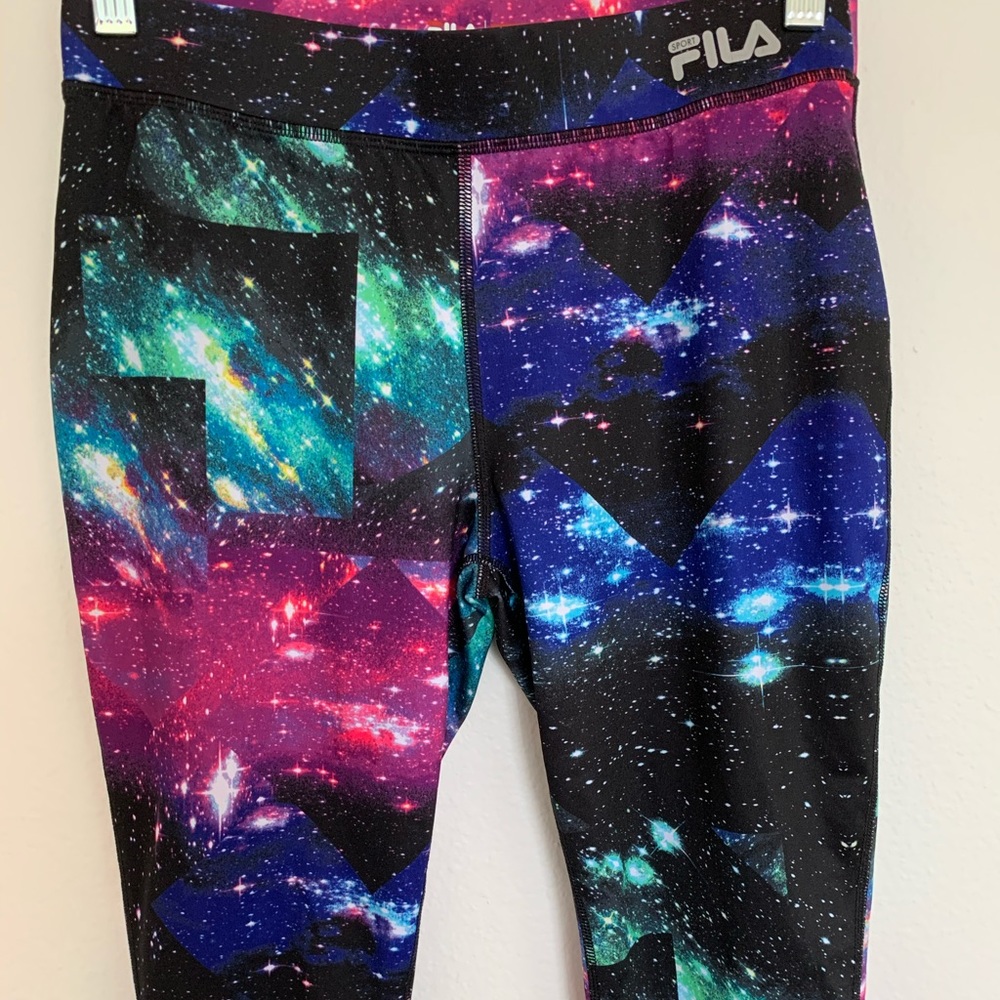 Women’s galaxy print Fila crop leggings